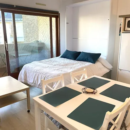 Avec Balcon, Parking, Au Port De De - Ref 829 *