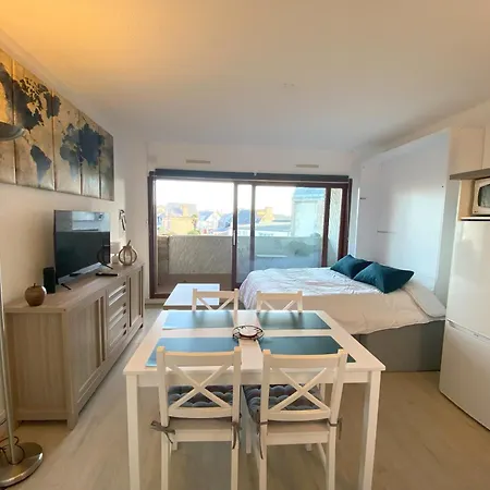 Appartamento Avec Balcon, Parking, Au Port De De - Ref 829 *